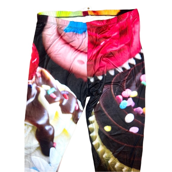 Sweet Illusions Candy Land Sprinkles & Cupcakes Leggings - Picture 9 of 12
